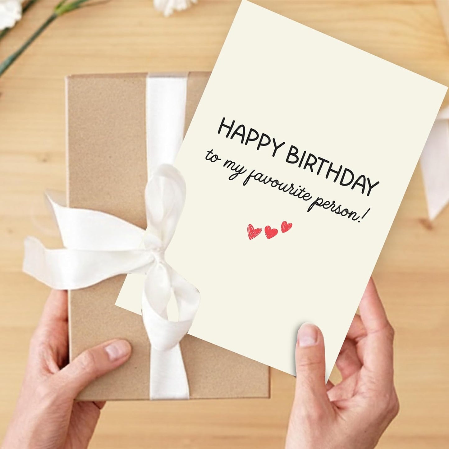 Happy Birthday To My Favourite Person - Funny Birthday Card – Hilarious Happy Birthday Cards for Men, Women, Dad, Mom, Brother, Sister, Friends & Family – Unique Greeting Card for Birthday Gifts & Party Decorations